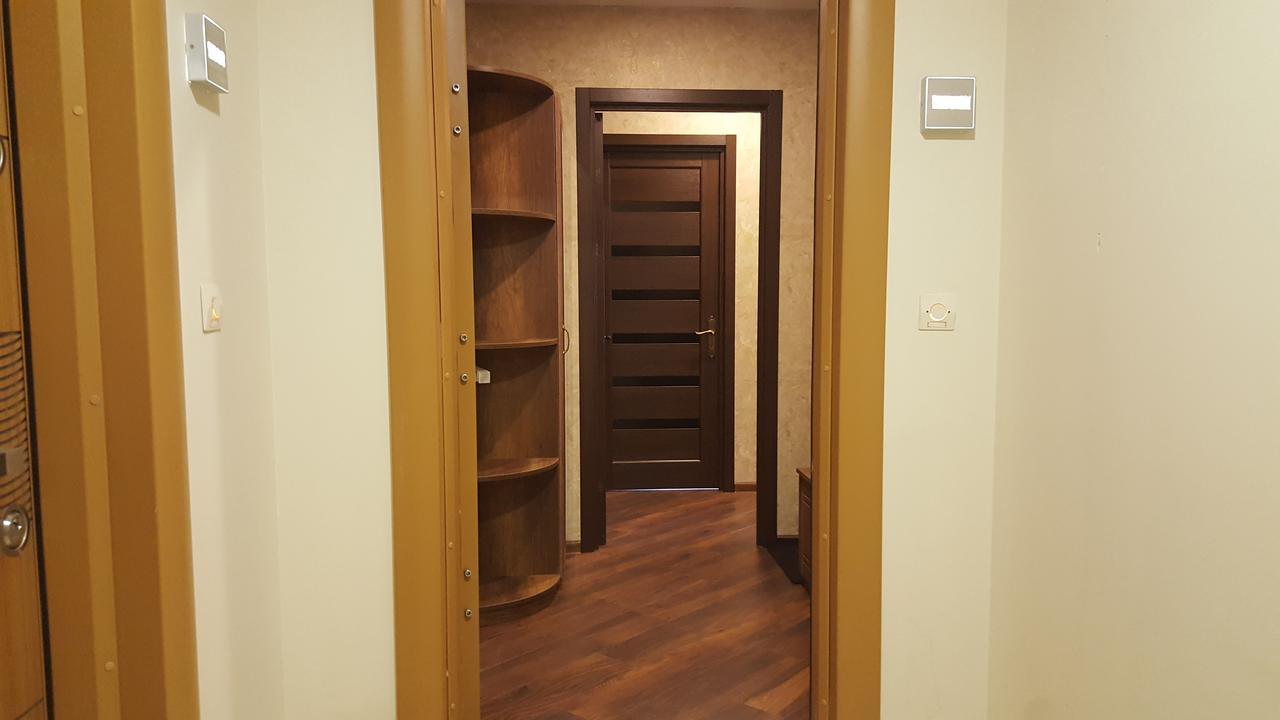 Mimino Apartment Deluxe First Line 巴统 外观 照片